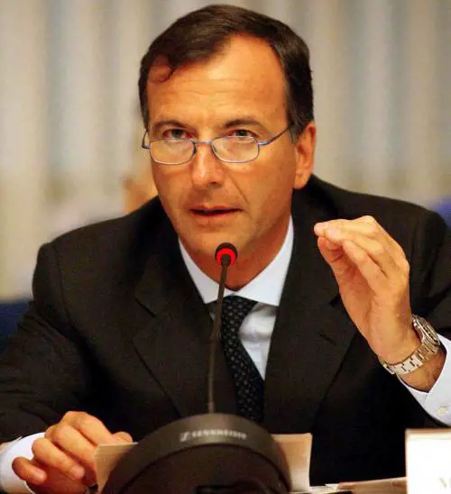 Frattini su Facebook: 
ecco la verità sul Messico