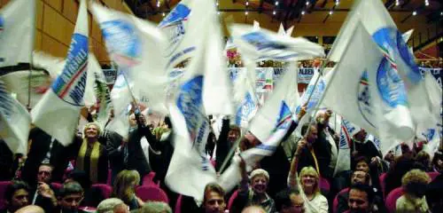 Varazze, la carica dei 500 che fonderanno il Pdl