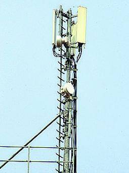 Dodici palazzi dichiarano guerra alle antenne Vodafone