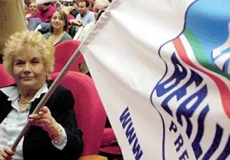 Stati generali e gazebo: arriva l’onda azzurra