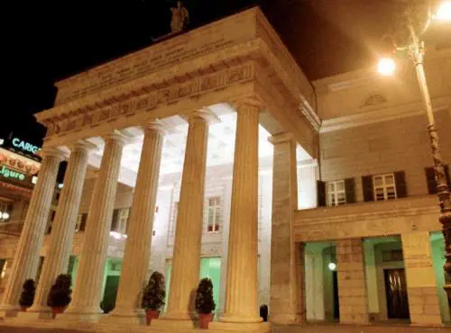 Carlo Infelice, ecco chi fa "schiaccianoci" del Teatro