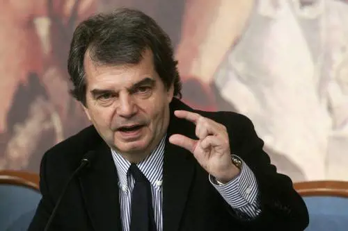 Donne in pensione, Brunetta: è l'Ue a chiederlo