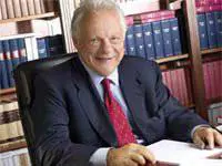 Rcs, 2009 in calo sotto i colpi della crisi 
Slitta a giugno il nuovo piano triennale