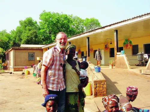 Il frate chirurgo che nel Benin 
è venerato come un dio