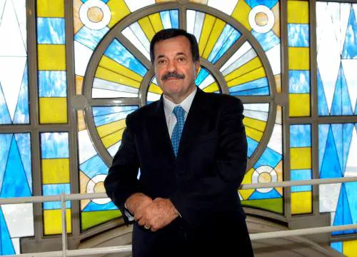 "E' il momento giusto per scegliere"