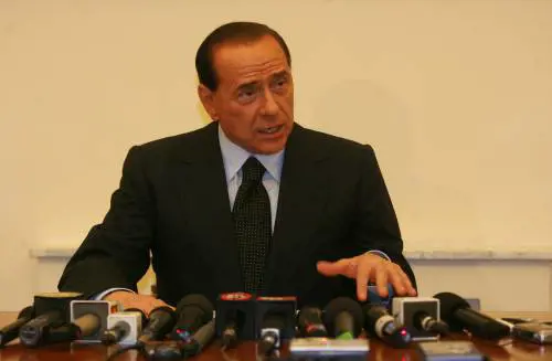 Berlusconi: "Riforma della giustizia? 
Spero con il Pd, altrimenti da soli"