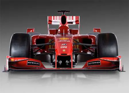 Ferrari: ecco la nuova F60 
la "rossa" della rivincita