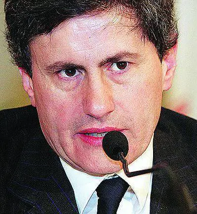 Amministratori Alemanno promosso Marrazzo bocciato