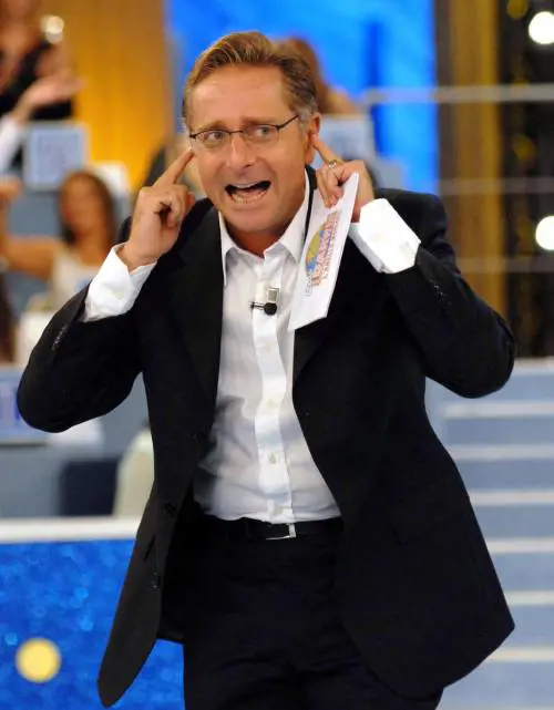 Bonolis: "Vi presento il mio Festival diverso. Porto pure la Bellucci"