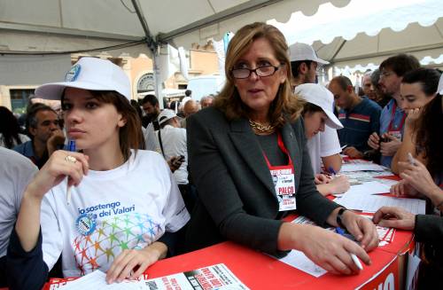 Susanna, tutti gli intrighi di Lady Idv