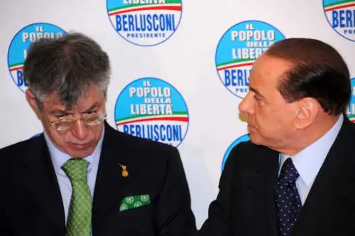 Dl anticrisi, sì alla Camera. Domani il voto finale 
Ma è protesta dei sindaci leghisti contro Roma