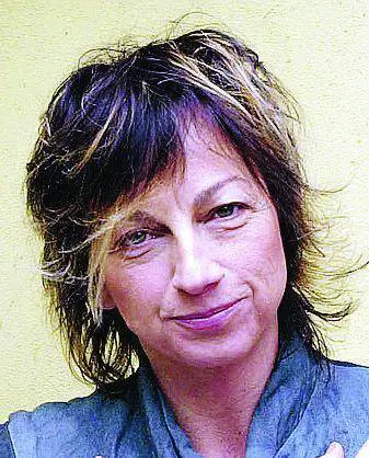 «La Caselli mi ha convinto a tornare a scuola di canto» «Nel mio cd Dentro ogni casa racconto la nostra vita di tutti i giorni» Il brano Tu che sei parte di me con la Nannini è un successo in radio