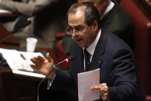 Soldi all’Italia dei valori, il giudice smentisce Di Pietro