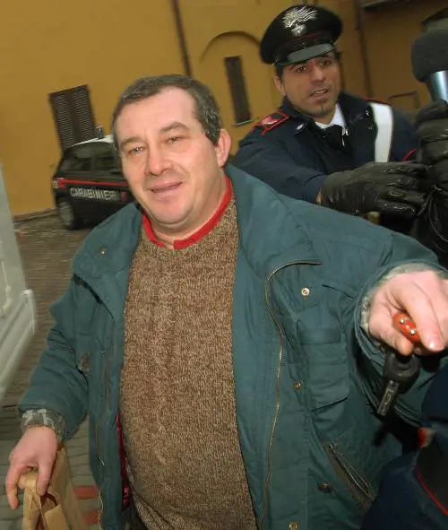 Rissa in carcere: Olindo aggredisce un agente