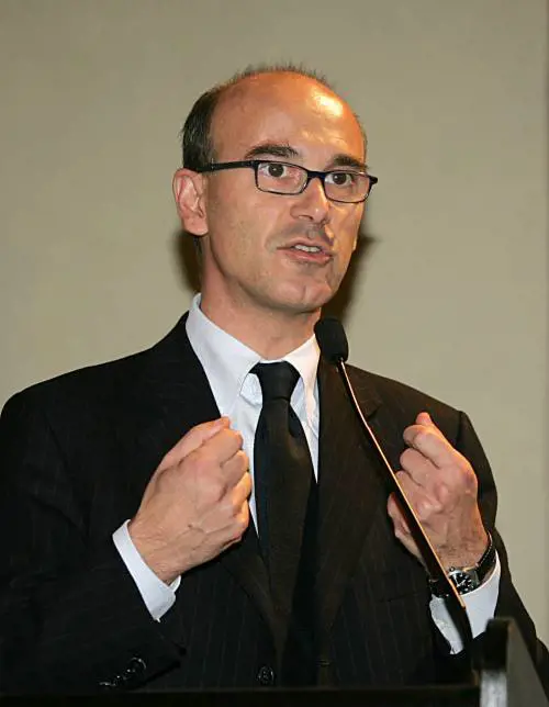 Soru? Pescecane travestito da spigola