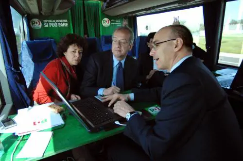 Tutti gli "aiutini" di Soru ai costruttori amici