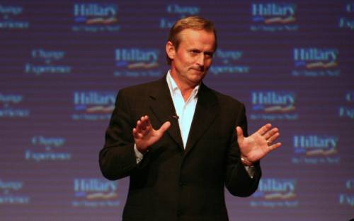 John Grisham ci ricasca: «accusato» per uno stupro (letterario). E non è la prima volta