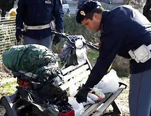 Chi brucia un barbone esce di cella dopo 2 mesi
