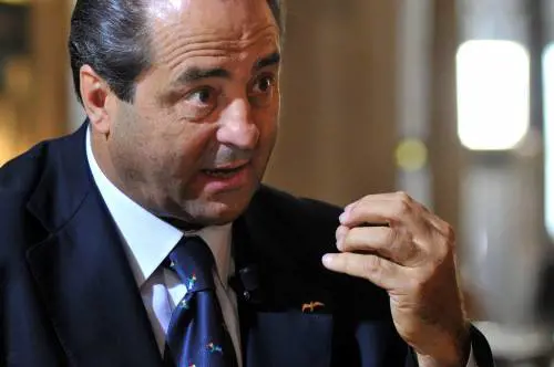 Intercettazioni, Di Pietro: "Napolitano non firmi" 
Abuso d'ufficio: Genchi indagato per l'archivio