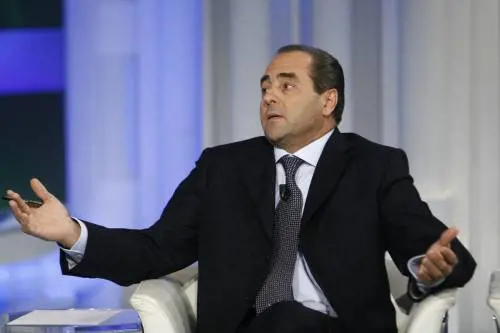 "Soldi spariti": nei guai l’uomo di Di Pietro