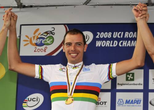 "Fate correre il Giro 
al campione del mondo"