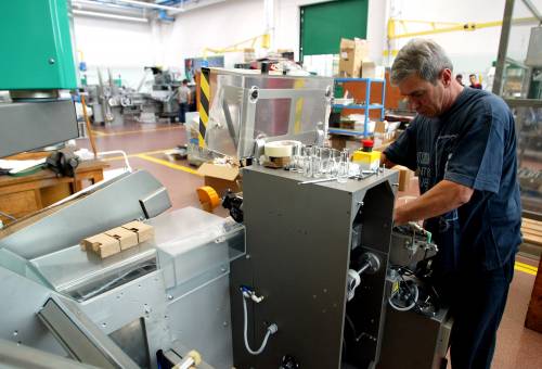 Allarme di Confindustria: 
il pil giù del 2,5% nel 2009