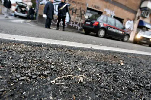 Roma, 42enne bruciato 
nella notte: gravissimo