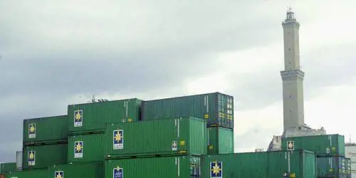 Parte la rivolta degli ex camalli  «LInps non può tagliarci la pensione»