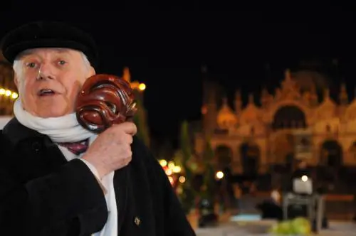 Il mesto Carnevale di Fo, parodia di Travaglio