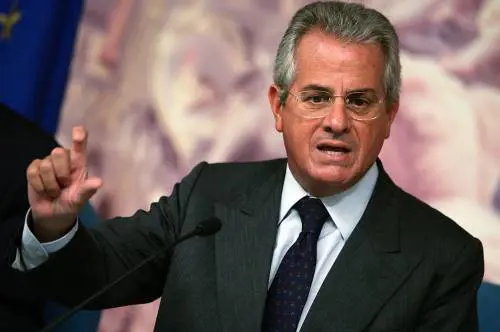 Crisi economica: Scajola contro la Marcegaglia 
"Non è possibile diffondere solo pessimismo"