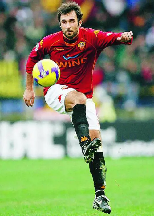 Roma Con il Siena tante assenze Totti, Doni e Vucinic stringono i denti