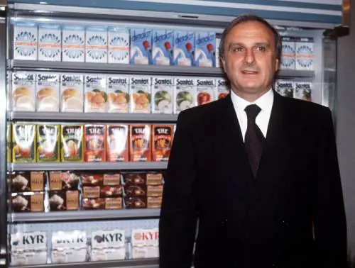 Dopo la truffa riecco Tanzi 
Ora si è messo a produrre  
biscottini per l’America