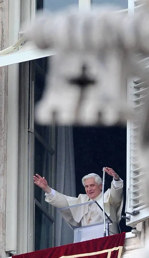 Il Papa: priorità tutelare i lavoratori