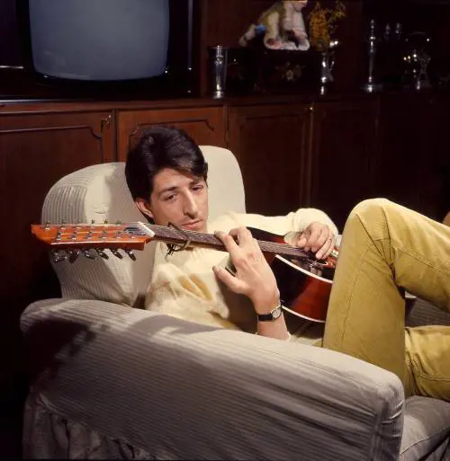 "Adesso per favore nelle scuole studiate Gaber"