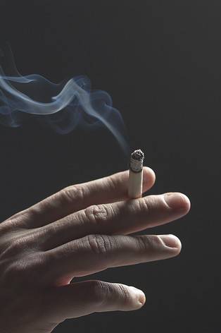 Tempi sempre più duri per i fumatori 
ma le sigarette saranno anti-incendio