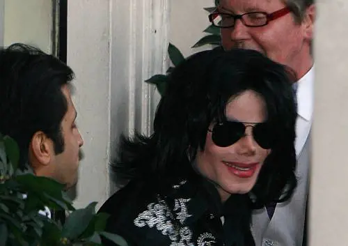 Torna Michael Jackson: 10 concerti