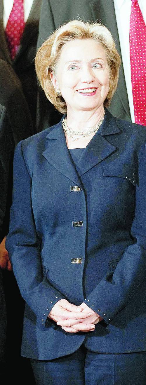 Hillary apre all’Iran e fa pace con la Russia
