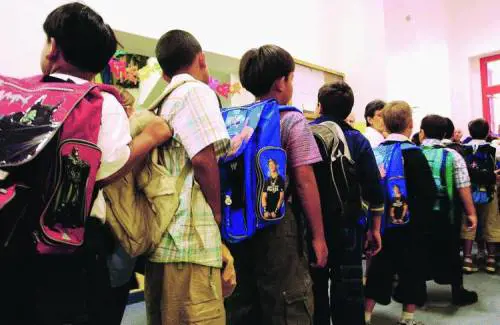 In via Paravia gli alunni stranieri sono il 93% E lufficio scolastico va a vedere che succede