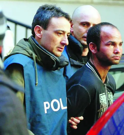 Dallimpermeabile dimenticato al Dna Storia di uninchiesta piena di buchi