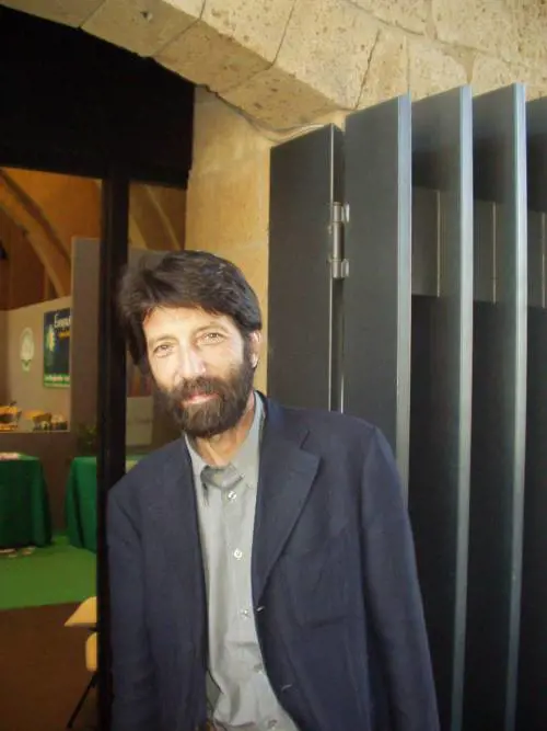 Cacciari: "Con il rientro di Romano torniamo al vecchio Ulivo, allora meglio scioglierci"