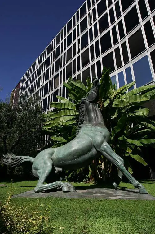 Rai, ultimatum del Pd: Petruccioli o Guglielmi