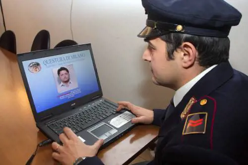 Truffava gli anziani: arresto numero otto