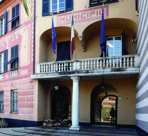 Capurro fa Cenerentola per fermare il consiglio
