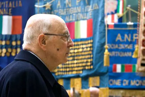 Fosse Ardeatine, Napolitano: errore da evitare 
Fini: "Grazie a chi combatté e morì per la patria"