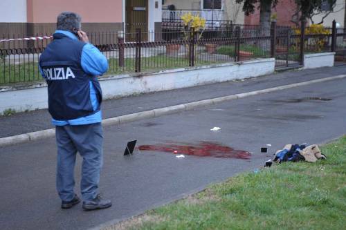 Arezzo, scontro a fuoco  
fra bande di albanesi: 
morto un ventinovenne