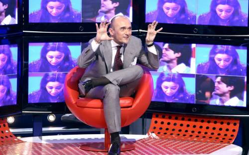 Dodici ore con il re del gossip: "Sono fiero di essere cattivo"