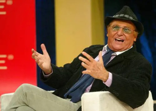 Arbore: "Nozze con la Melato?
Saltate, ma siamo come sposi"