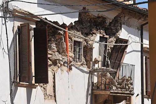 E' allarme sciacallaggio, 
premier: pene più severe