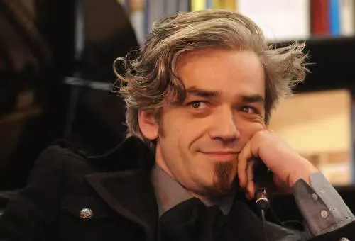 Morgan: "Riscopro gli anni ’60 E scrivo canzoni mascherate"