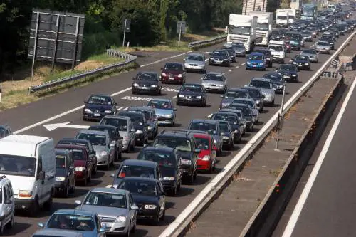 Traffico, esodo di Pasqua 
in 9 milioni sulle strade